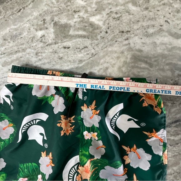 Michigan State Spartans Floral Swimming Trunks size Large (F1) - Picture 5 of 7